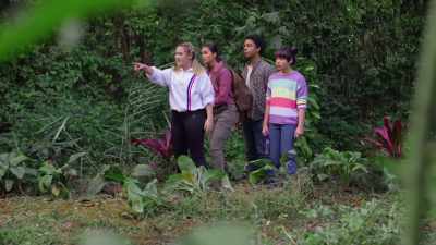 Ellis? Sir? - Rock Island Mysteries