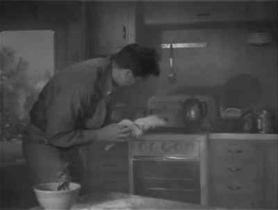Elsa. Hey, I'm home. - Alfred Hitchcock Presents