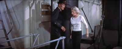 Elsa, I wanna talk to you
before we go ashore. - The Sea Chase