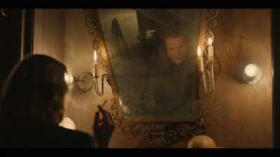 Emcee: And the vampire
Lestat de Lioncourt. - Interview with the Vampire