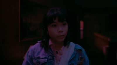 ...emergency, she's not gonna
understand, okay? - Paper Girls