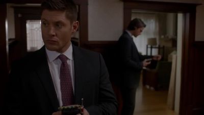 [ EMF meter clicks, warbling ] - Supernatural