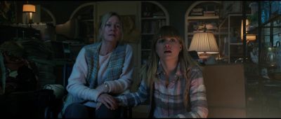 Emily, are you okay? - Malignant