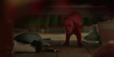 [Emily laughs] - Clifford the Big Red Dog