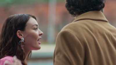 [Emily] Oh, my God.
They're so cute, - Cupid for Christmas