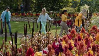 Emily: Uh, more plants. - Falling in Love in Niagara