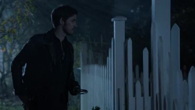 Emma: Hey. - Once Upon a Time
