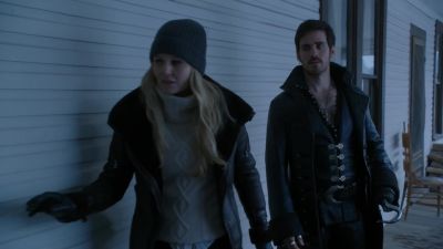 Emma: There's definitely
someone living here. - Once Upon a Time