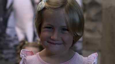 Emmy Lou, come on, let's go. - Atypical