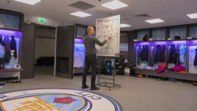 Employing an attacking style
dependent on speed and precision. - All or Nothing: Manchester City