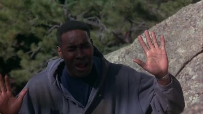 Empty your pockets - Under Siege 2: Dark Territory