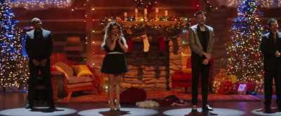 [enchanting music playing] - Meet Me Next Christmas