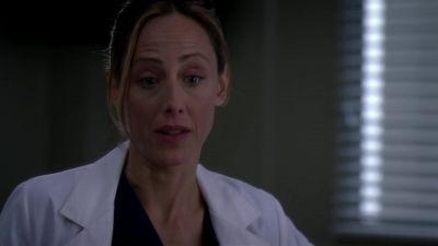 End the relationship,
or you don't get the lungs. - Grey's Anatomy
