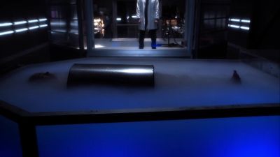 Engage containment procedures. - Smallville