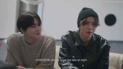 - [ENGENEs] Yeah!
- [Jake speaking Korean] - Fanmade: ENHYPEN