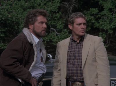 [engine rumbling] - The A-Team