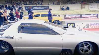 - [engine spluttering] - [Jeff]
There was a lot of drama. - Street Outlaws No Prep Kings Team Attack