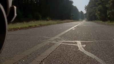 ( engine sputtering ) - The Walking Dead