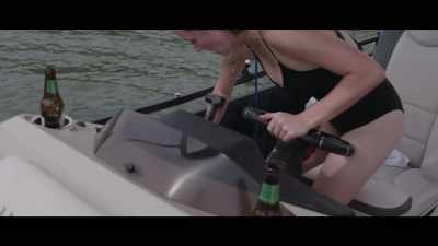 (engine struggles) - Bull Shark 3