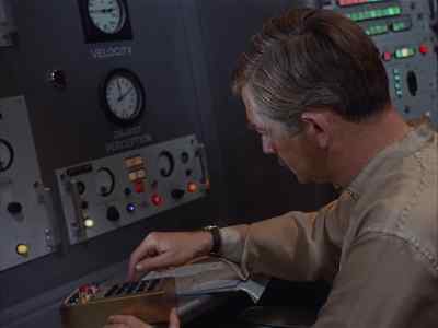 [ Engines Roaring ] - The Time Tunnel