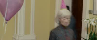 ENGLISH: Make way! - Johnny English Reborn