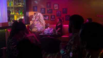 Enjoy the DJ, get your groove on,
get your drink on. - AJ and the Queen