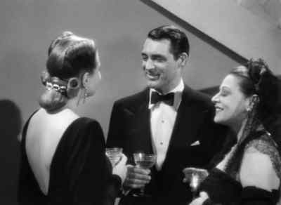 - Enjoying yourself, Mr. Devlin?
- Very much, thank you. - Notorious