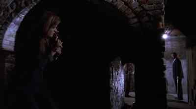 ENNIO: Did you find his glasses? - Relic Hunter