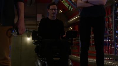- Enough, Hartley. - The Flash