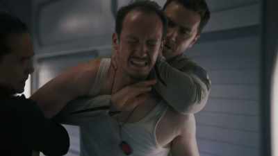 - Enough! It's all right!
- (screaming) - The Ark