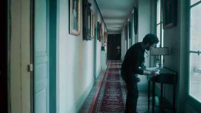 Enough, Malik.
Get out of my fucking frame. - Irma Vep