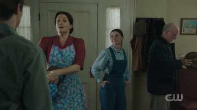 - Enough, you two. John-Boy, - The Waltons' Homecoming