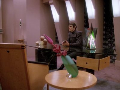 Enter. - Star Trek: The Next Generation