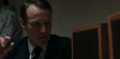 - Entonces,
¿quieres que le diga? - Krays: Code of Silence