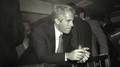 Epstein would turn
Leslie Wexner against individuals - Victoria's Secret: Angels and Demons