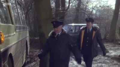 Er...are you sure you can drive
this thing, sir? - Porridge