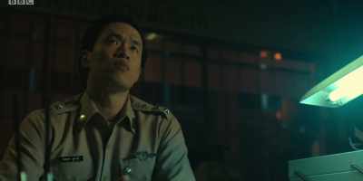 Er, I'd like to speak to
a policeman. - The Serpent