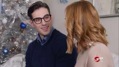 - Er jeg tykmælk?
- Nej. - Christmas Wedding Runaway