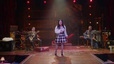 Era ca o mare de vulturi pleșuvi. - Alex Borstein: Corsets & Clown Suits