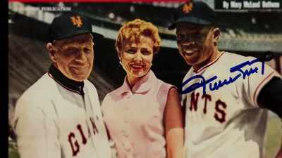 Era casado com a atriz Laraine Day, - Say Hey, Willie Mays!
