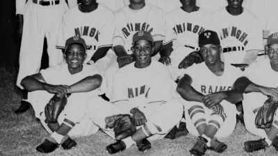 Éramos jovens no clube, - Say Hey, Willie Mays!