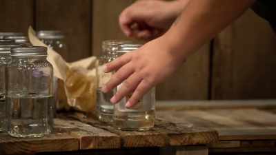 [erasmo]
 I'm getting a real good,
 sweet pea flavor. - Moonshiners: Master Distiller