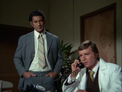 ERIC, CAN YOU GET UP HERE
RIGHT AWAY? - Hawaii Five-0