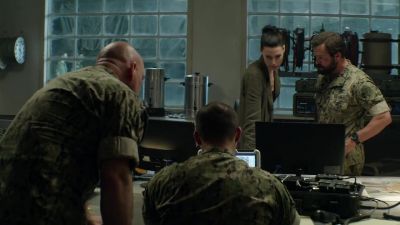 ERIC:
Got to admit,
Jason's clever. - SEAL Team
