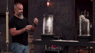 - Eric, no damage. - Forged in Fire
