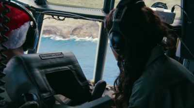 Erica, why don't you go back to watch?
Sunshine will hook you up. - Operation Christmas Drop