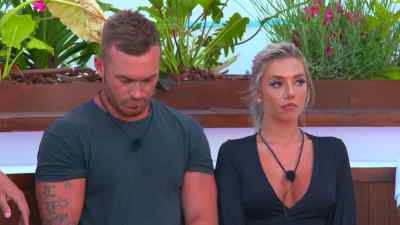 [Erin cries] - Love Island Australia