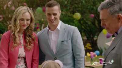 Erin! I'm so glad you came back
for all the fun. - Easter Under Wraps