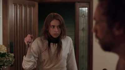 Erin, no, no, no, no, no!
- I'm going to kill you! - Malicious