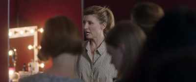 - Erm... so let's...
- (WOMEN CHATTER) - Military Wives